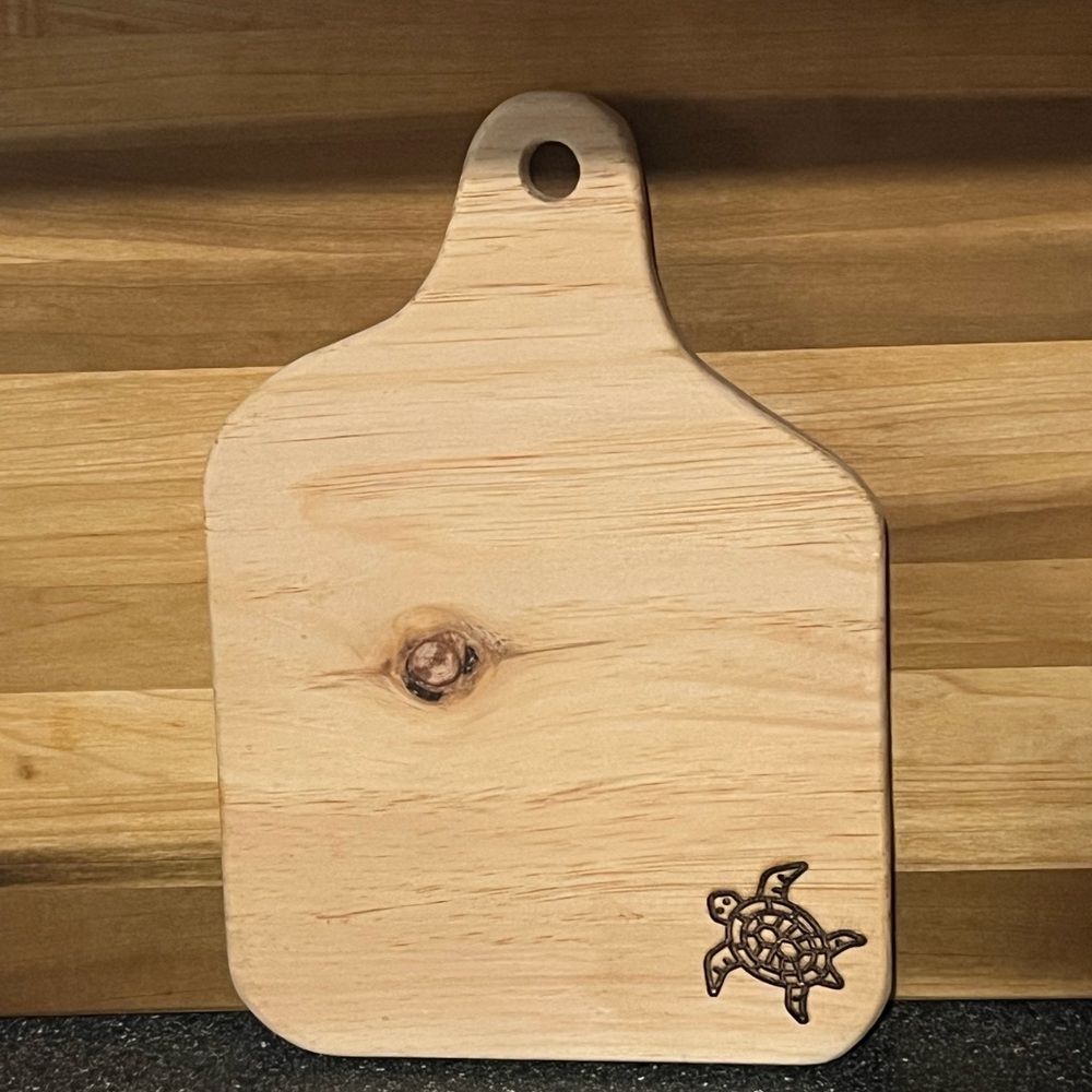 Wooden Cutting Board with Turtle Design